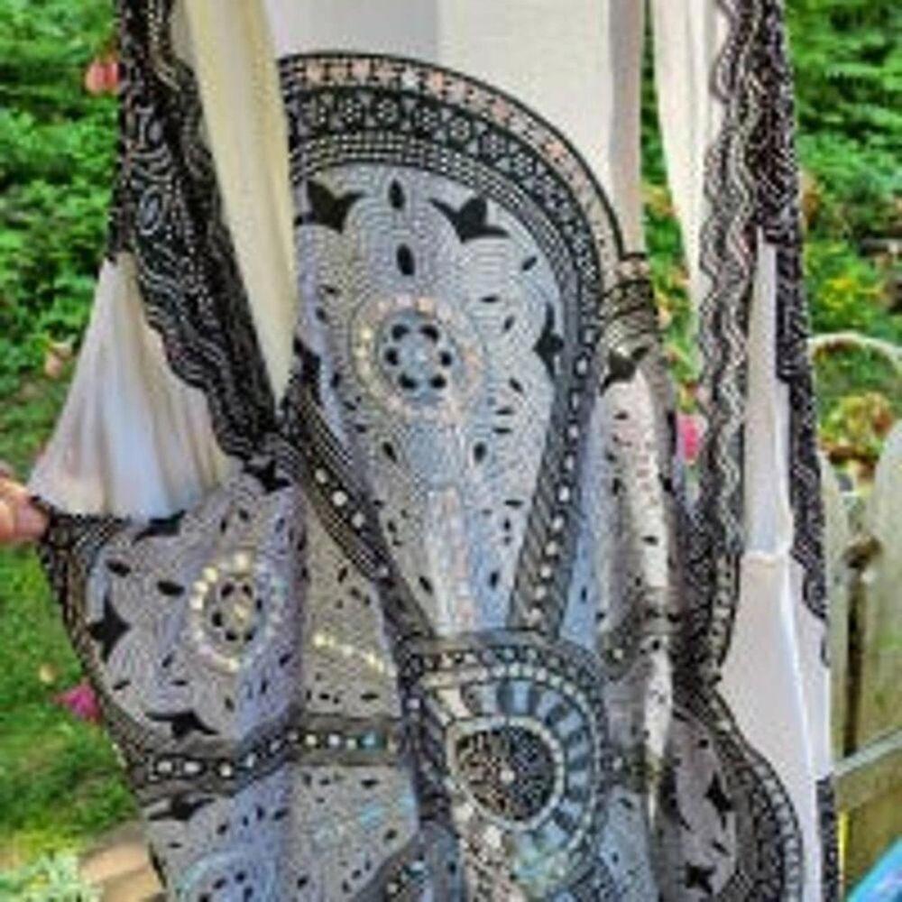 Elegant White Boho Vest with Black Lace Floral Embroidery Pattern